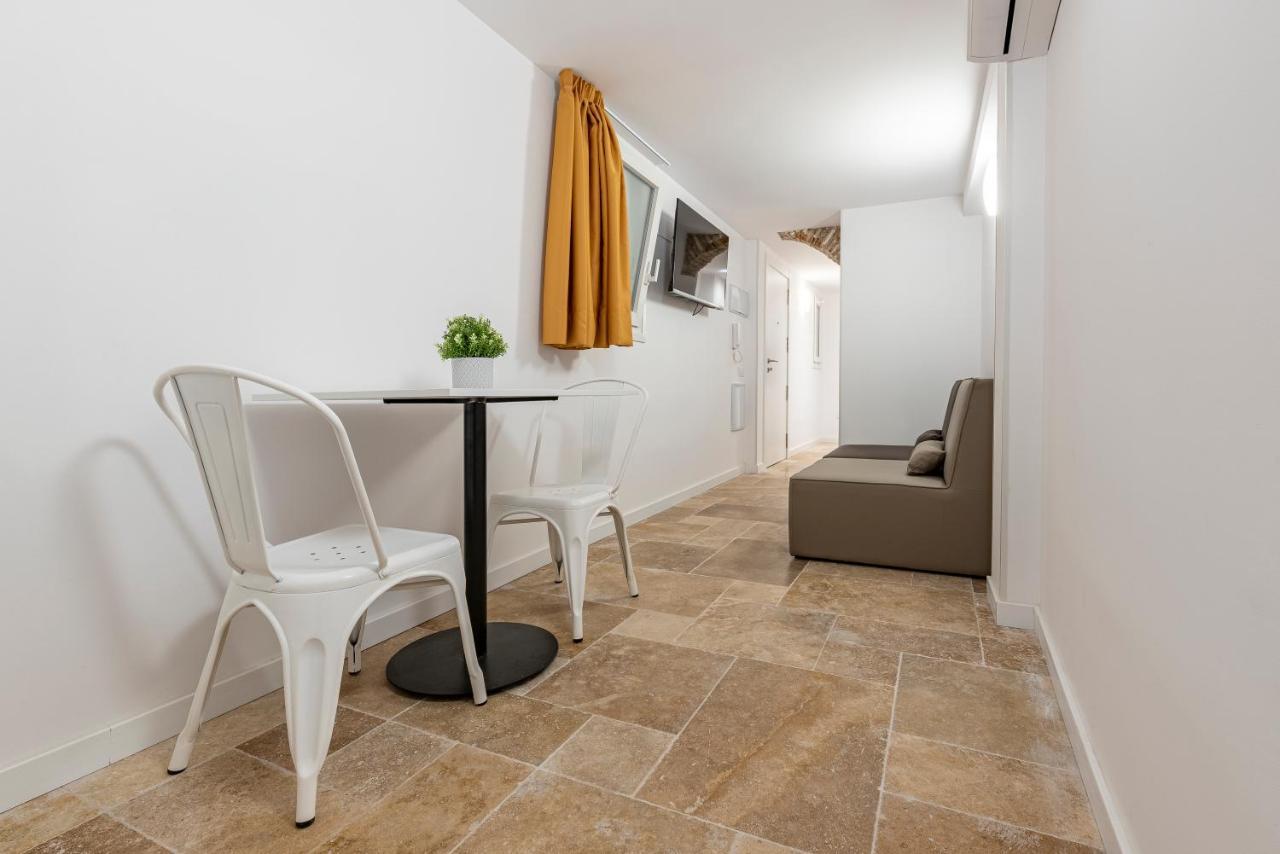 Appartamento Bajo Interior Sin Ventana En Barri Port Maritim Tarragona Esterno foto